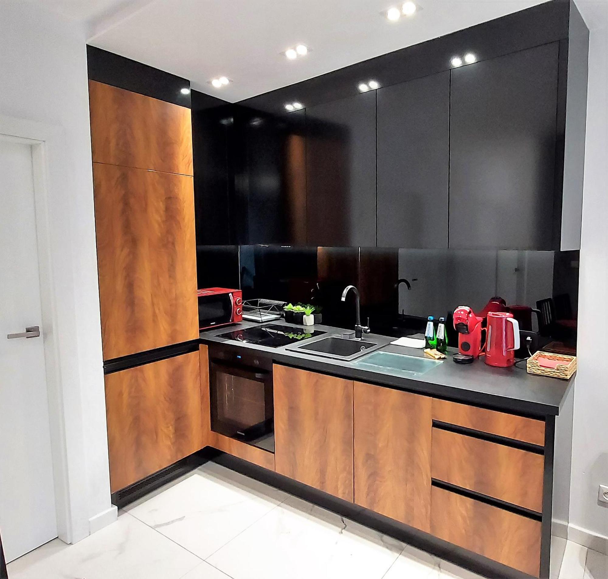 Theapartments Wrzesnienska Лодз Екстериор снимка